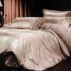 Комплект постельного белья из жаккарда Семейный TJ350-41